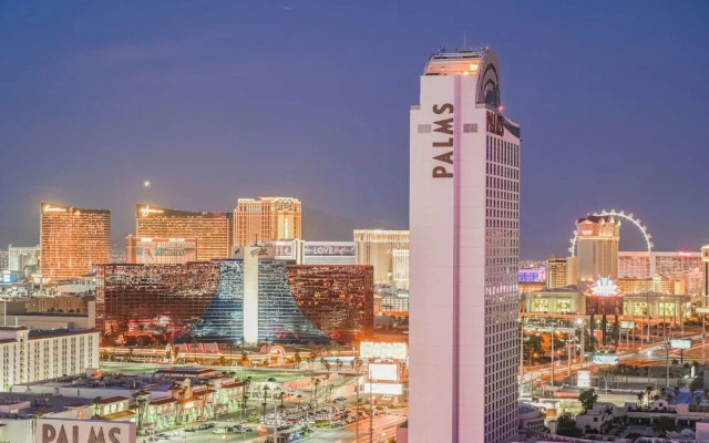 Palms Place Vacation Suites Collection
