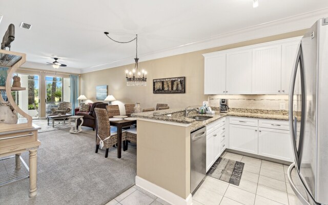 Peninsula Links B102