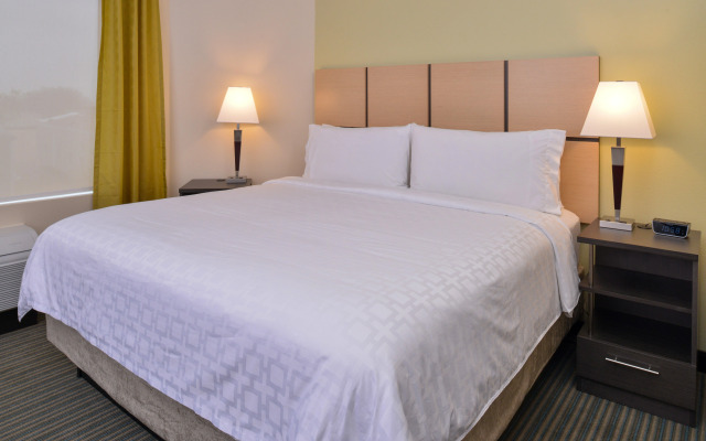 Candlewood Suites Austin Airport by IHG