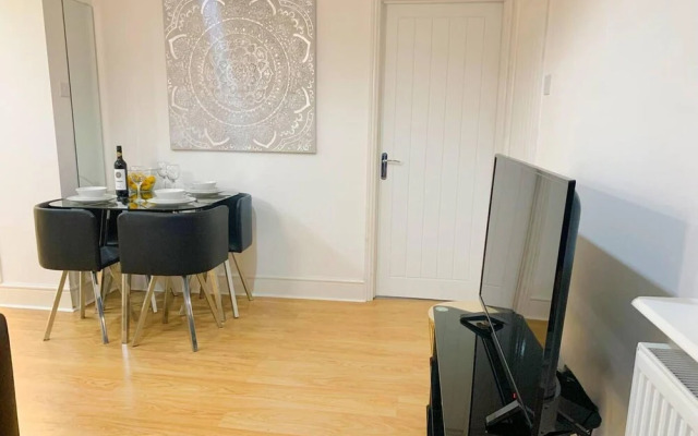 Bedford Road Garden Apartment