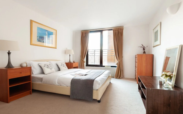 Platinum Apartment near Gloucester Road 9950
