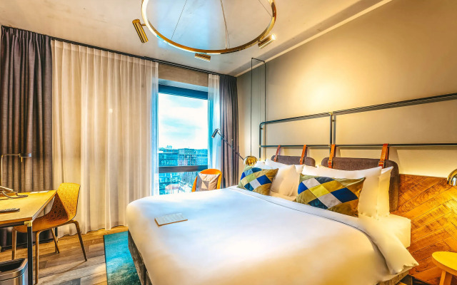 Four Elements Hotel Amsterdam