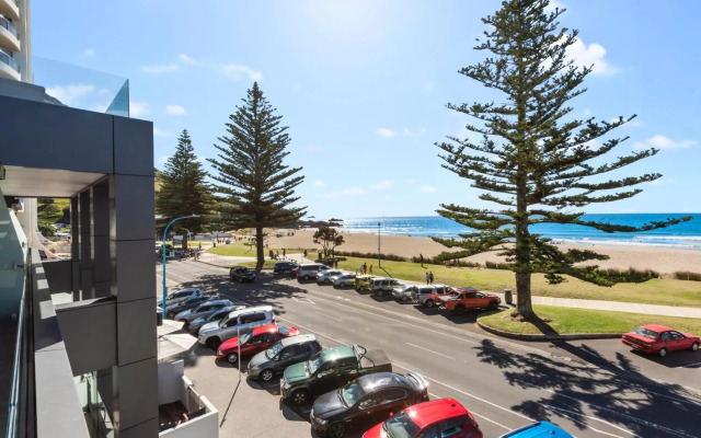 The Pavilions Beachfront Apartments