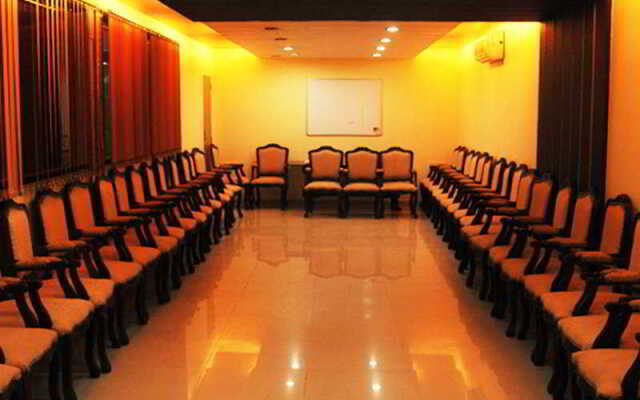 Hotel Neelkanth Inn
