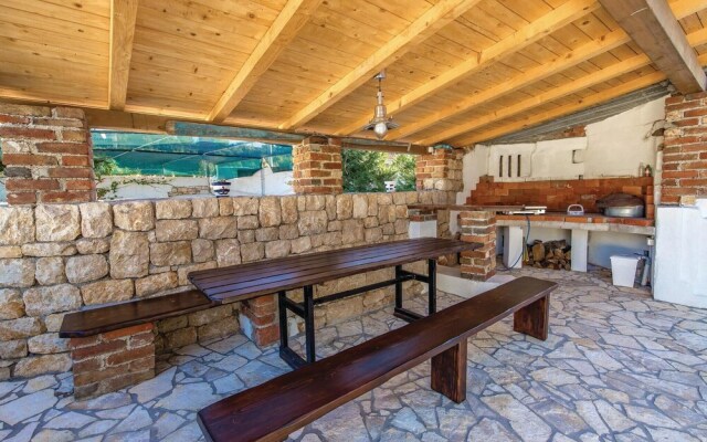 Amazing Home in Barbat With Wifi and 7 Bedrooms