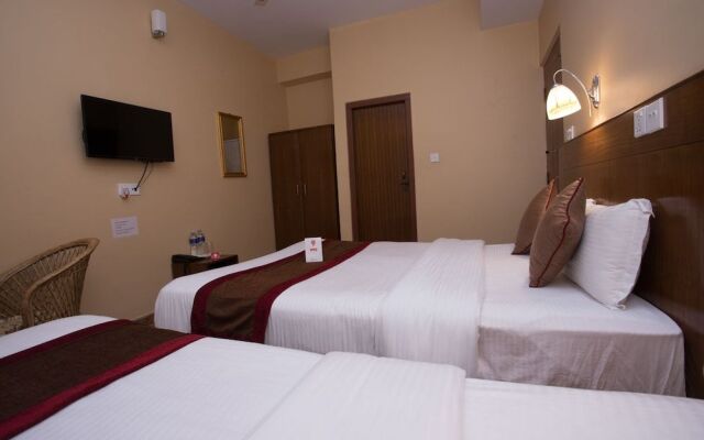 OYO 226 Hotel Pokhara Blue Lake