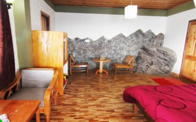 Deolo Cliff Eco Resort