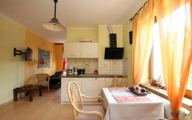 Apartment 4