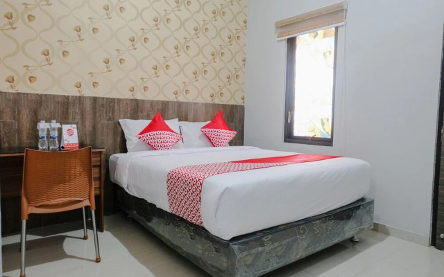 OYO 815 Double D9 Guesthouse