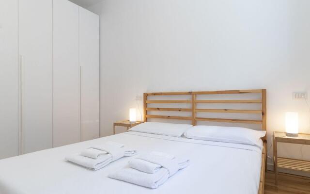 Fra Bartolomeo · Renovated flat close to navigli - A.C. - WiFi