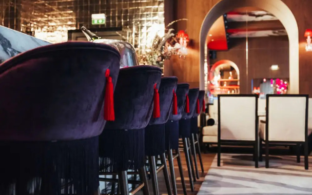 Sax Paris, LXR Hotels & Resorts