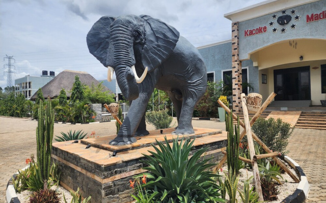 Kacoke Madit Hotel and Cultural Centre