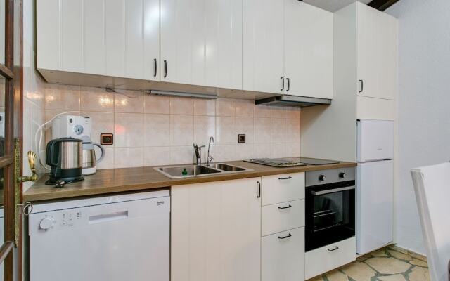 Spacious Holiday Home in Seget Vranjica With Garden