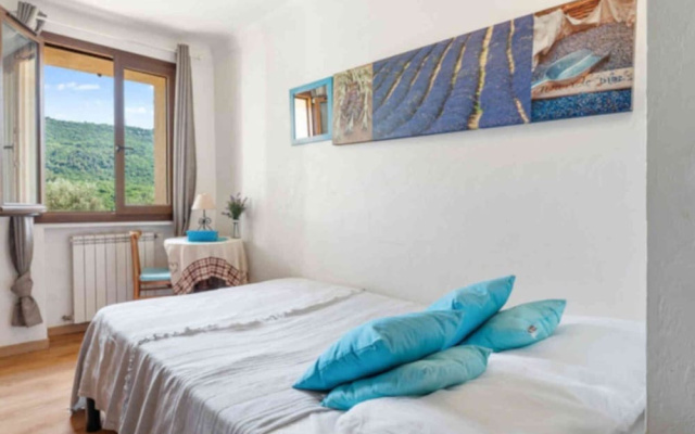 Noelie, Ground Floor Apartment for 6 People