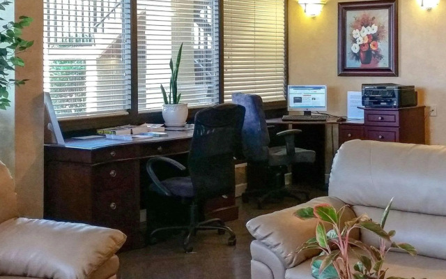 SureStay Hotel by Best Western St. Pete Clearwater Airport