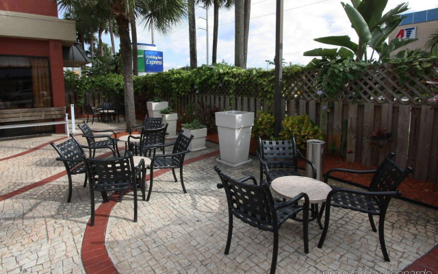 B&B Hotel Miami Airport