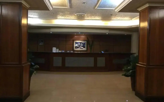 Dotties Place Hotel and Restaurant