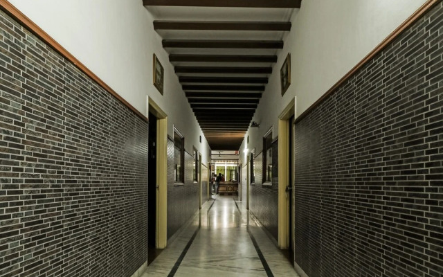OYO 17135 Hotel Antelia