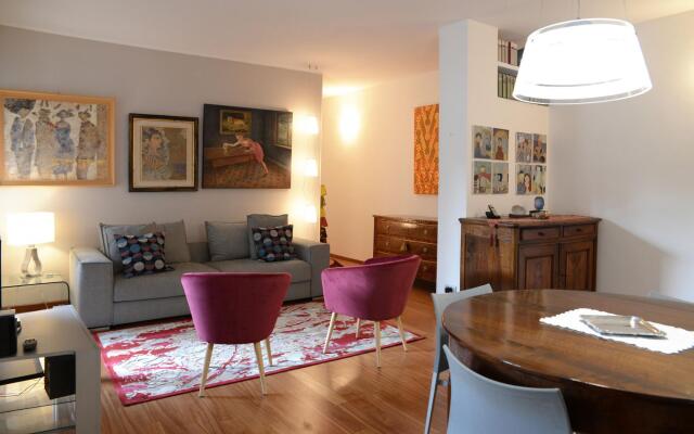 CO-C933-5GIO61A2 - Art Family Apartment