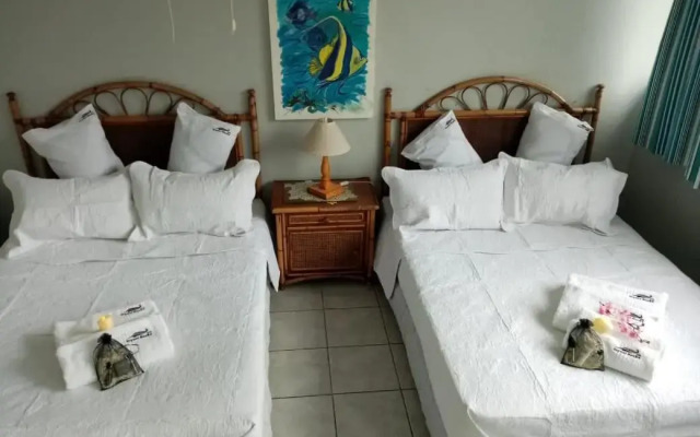 Inyoni Rocks Cabanas No 40