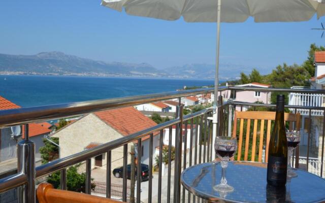 Apartments Mandaric