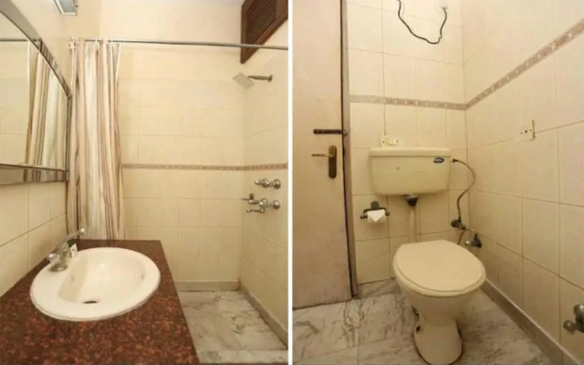POP 92556 Hotel Shubham