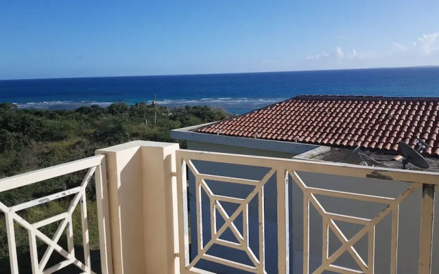 Costa Bonita Beachfront Villas