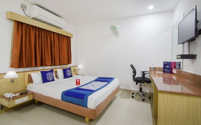 OYO 10209 Hotel AVS Sweet Magic