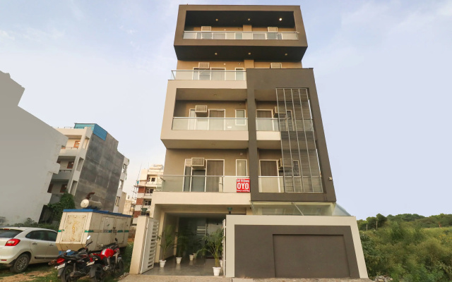 Fabhotel Alpha