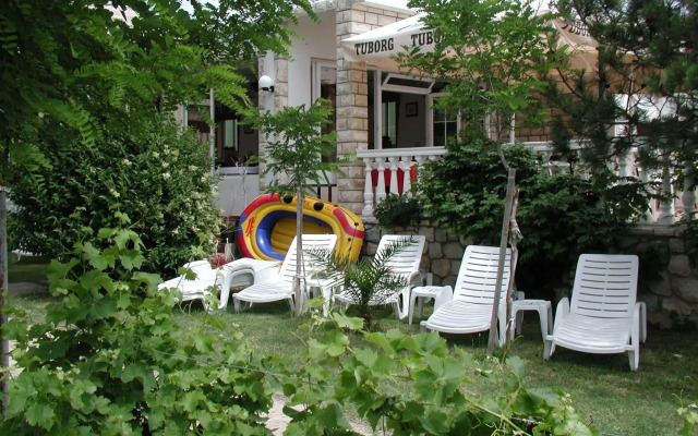 Hotel Tony