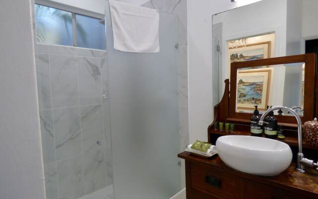 ArtHOUSE Beachfront Accommodation