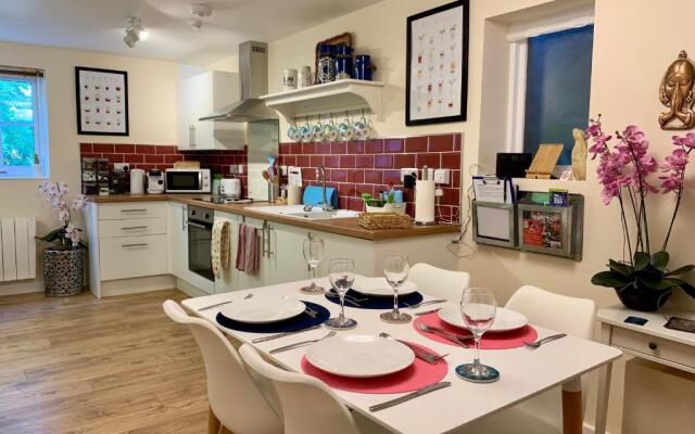 Pristine Apartment in The Centre of Glastonbury