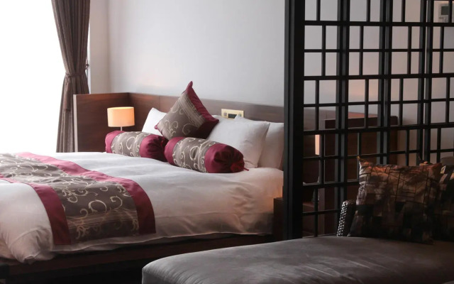 Kizashi The Suite