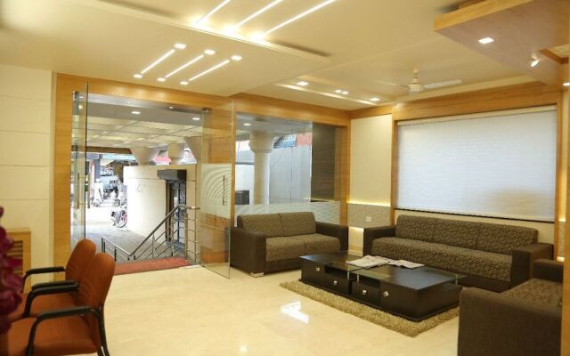 i-Roomz Hotel Shivananda