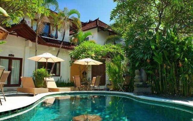 Yuli Bungalows