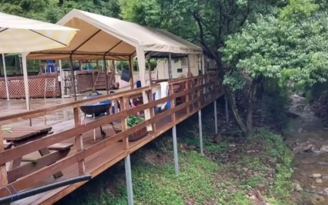 Hongcheon Bandi's Herb Pension