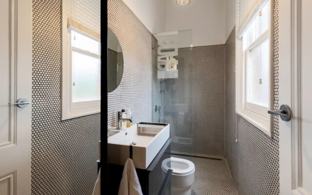 Stylish Studio Apartment in the Heart of Brunswick