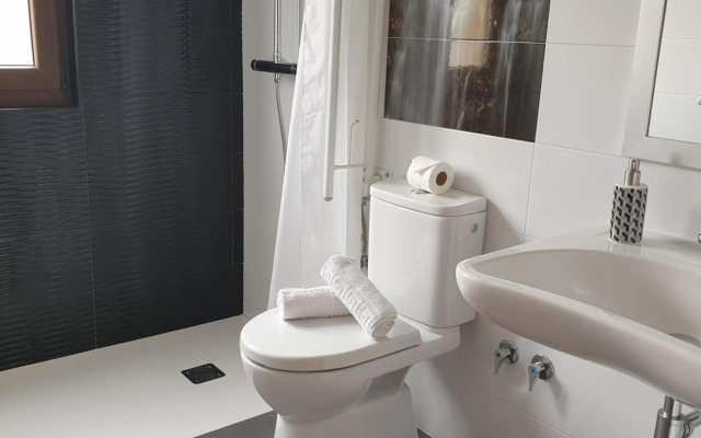 Apartamentos La Pradera de Isla