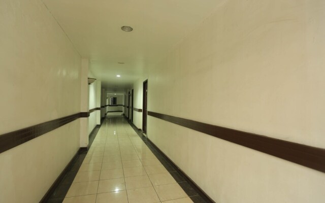 Hotel Sembilan Sembilan by OYO Rooms