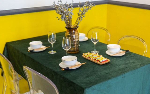 Locals Boutique Apartment Qianshan No.3