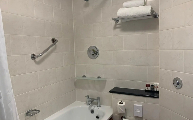Savera Hotel South Ruislip