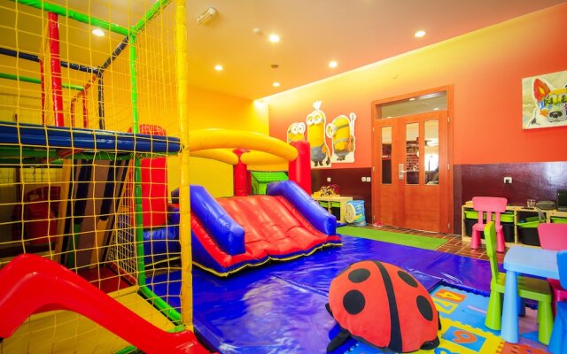Hotel Junior