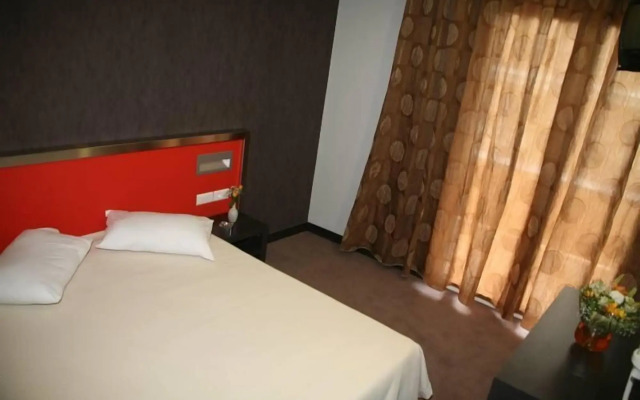 Hotel Des Roses