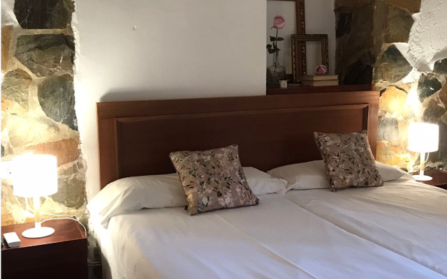 LEON DORMIDO Room & Apartments