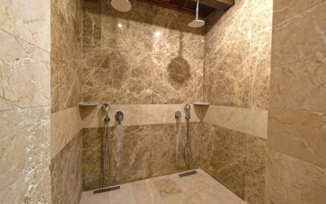 Sultan Cave Suites