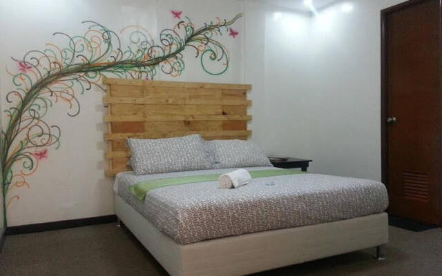 Modern Peak Suites and Private Resort