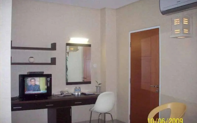 Tirta Mansion Lippo Karawaci Mitra RedDoorz