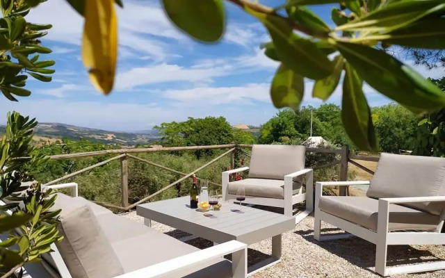 Glamping at an Agriturismo in the Vineyard