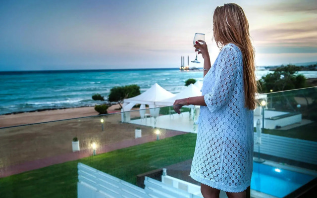 Dome Beach Marina Hotel & Resort