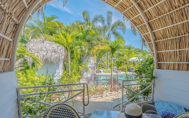 Les Voiles Blanches Tamarindo